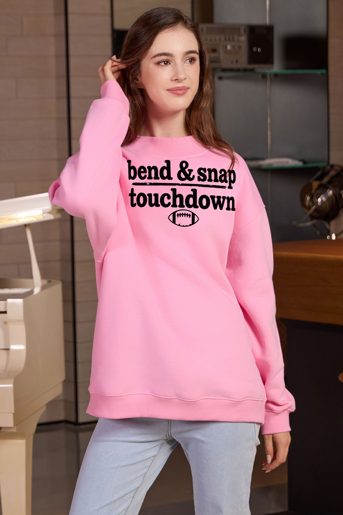 M004-G018 LIGHT-PINK F4 β Bend and Snap graphic on M004 light pink garment