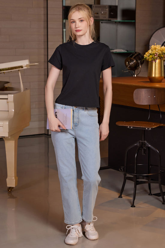 Essential Soft Crop Tee