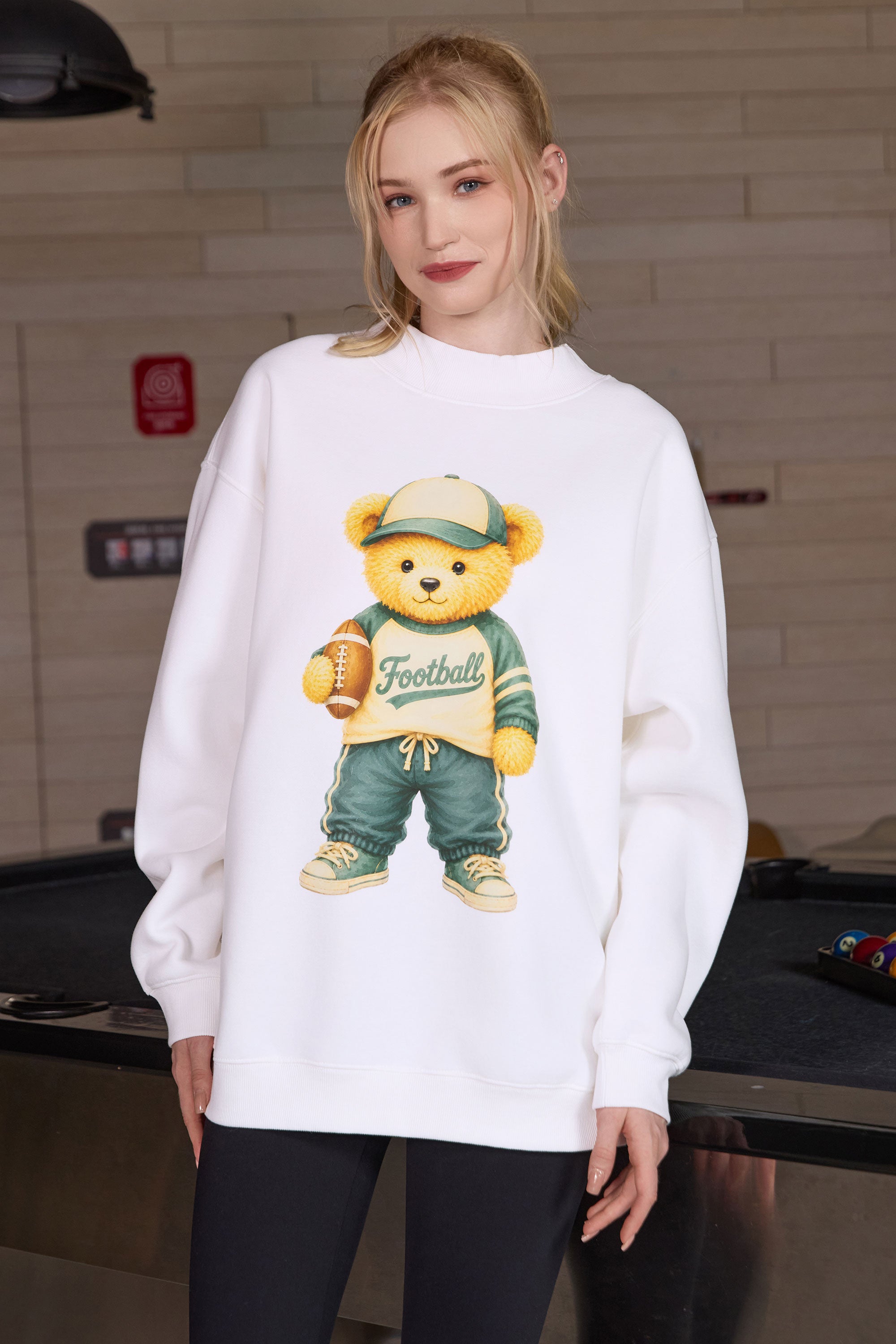 Football Teddy Mockneck sweatshirt