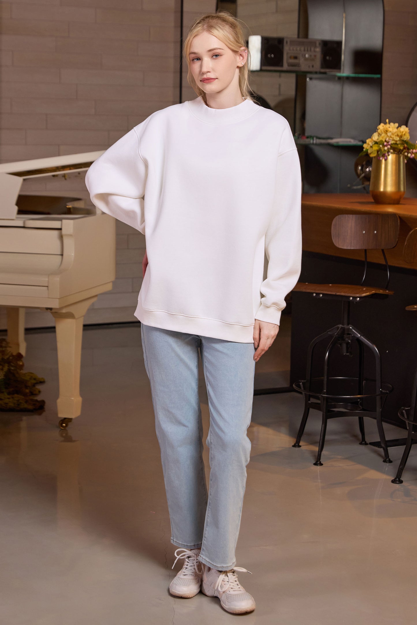 Oversized Mockneck Sweatshirt